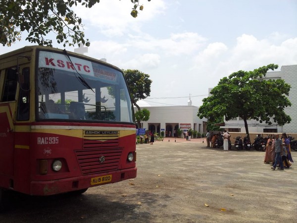 Ponnani Parumala KSRTC