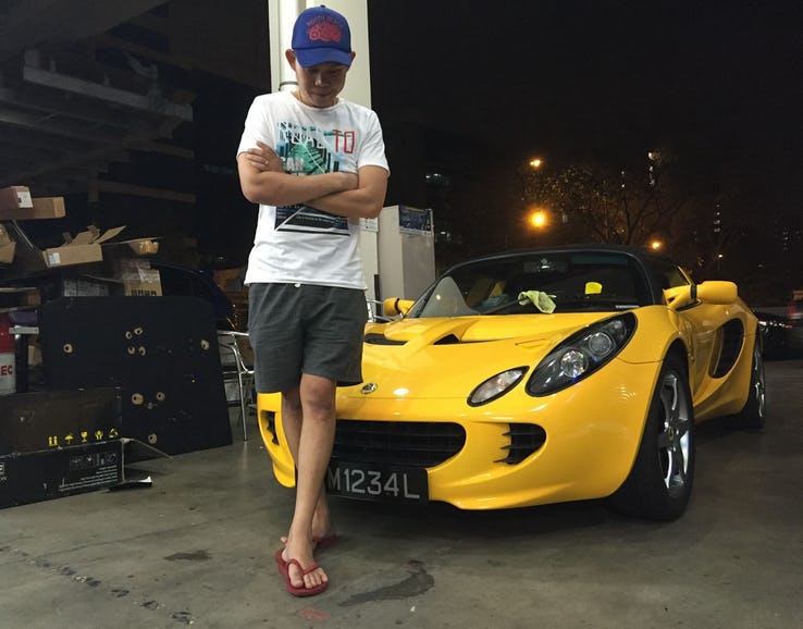 15Yr Old Dubai Kid Wraps His Ferrari F12Berlinetta In Louis Vuitton Livery